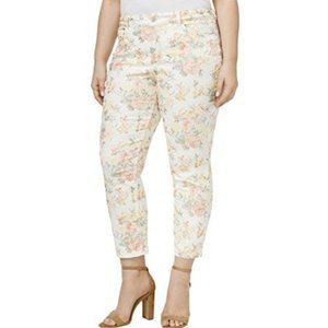 SPRING!! Cream textured Florals Charter Club 12* Stretch* Mid-Rise Bristol Capri